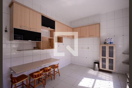 Casa à venda com 250m², 3 quartos e 11 vagasCozinha 