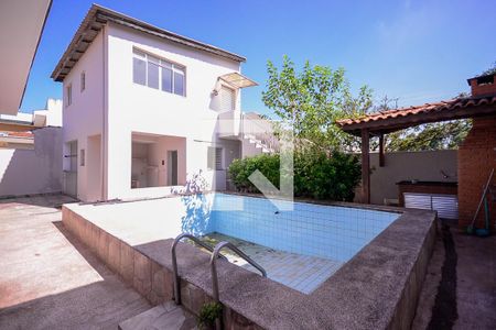 Casa à venda com 250m², 3 quartos e 11 vagasÁrea de Lazer 