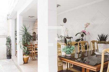 Casa à venda com 450m², 4 quartos e 5 vagas Casa à venda com 450m², 4 quartos e 5 vagasChurrasqueira