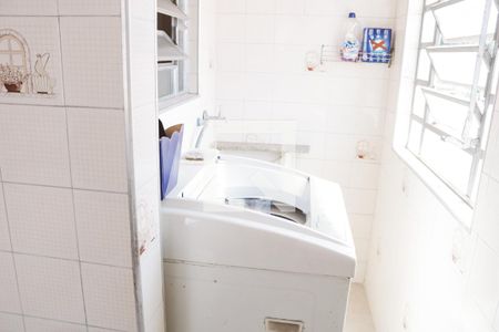 Casa à venda com 450m², 4 quartos e 5 vagas Casa à venda com 450m², 4 quartos e 5 vagasÁrea de Serviço