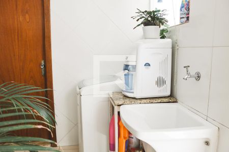 Casa à venda com 450m², 4 quartos e 5 vagas Casa à venda com 450m², 4 quartos e 5 vagasÁrea de Serviço