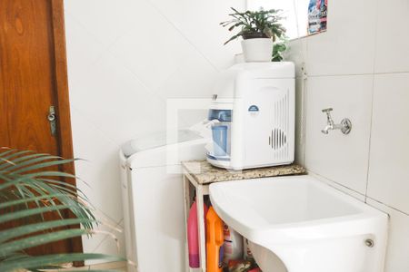 Casa à venda com 450m², 4 quartos e 5 vagas Casa à venda com 450m², 4 quartos e 5 vagasÁrea de Serviço