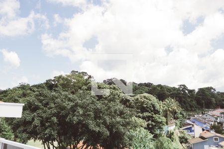 Casa à venda com 450m², 4 quartos e 5 vagas Casa à venda com 450m², 4 quartos e 5 vagasVaranda