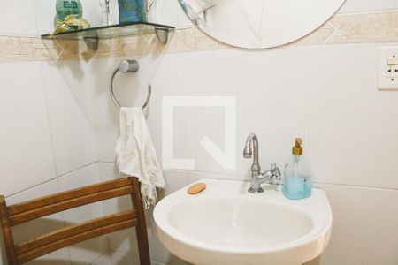 Casa à venda com 450m², 4 quartos e 5 vagas Casa à venda com 450m², 4 quartos e 5 vagasBanheiro de serviço