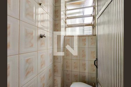 Apartamento à venda com 145m², 2 quartos e 1 vagaBanheiro de serviço