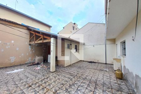 Casa à venda com 300m², 5 quartos e 2 vagasQuintal