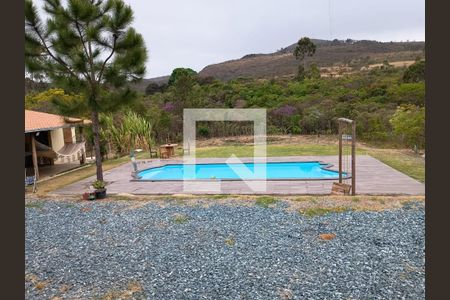 Casa de condomínio à venda com 130m², 3 quartos e 2 vagas Casa de condomínio à venda com 130m², 3 quartos e 2 vagasPiscina