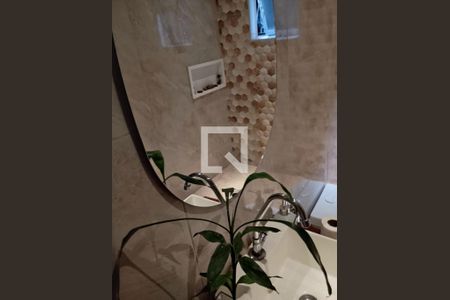 Casa de condomínio à venda com 130m², 3 quartos e 2 vagas Casa de condomínio à venda com 130m², 3 quartos e 2 vagasBanheiro