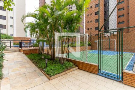 Apartamento à venda com 147m², 3 quartos e 3 vagas Apartamento à venda com 147m², 3 quartos e 3 vagasQuadra
