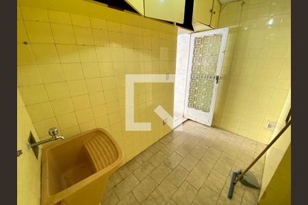 Casa à venda com 85m², 2 quartos e 2 vagas Casa à venda com 85m², 2 quartos e 2 vagasÁrea de Serviço