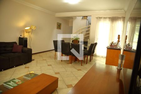 Sala de casa à venda com 4 quartos, 195m² em Nova Petrópolis, São Bernardo do Campo