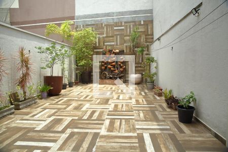 Casa à venda com 195m², 4 quartos e 3 vagasQuintal