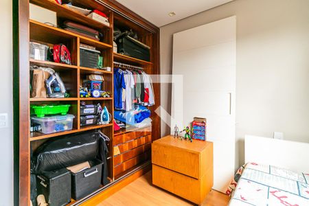 Apartamento à venda com 160m², 3 quartos e 2 vagas Apartamento à venda com 160m², 3 quartos e 2 vagasQuarto 2
