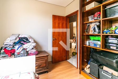 Apartamento à venda com 160m², 3 quartos e 2 vagas Apartamento à venda com 160m², 3 quartos e 2 vagasQuarto 2