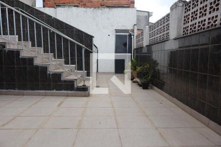 Casa à venda com 320m², 2 quartos e 2 vagasVaranda 1