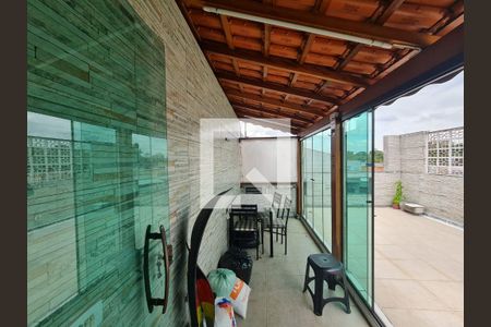 Casa à venda com 320m², 2 quartos e 2 vagasSalão de festa 