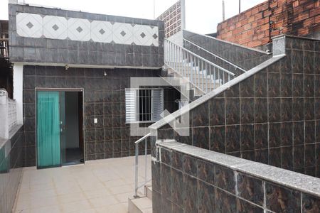 Casa à venda com 320m², 2 quartos e 2 vagasVaranda 1 Porta de acesso a Suíte 2