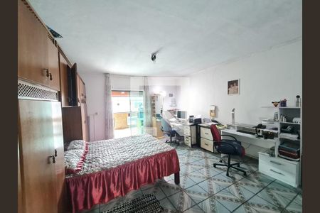 Casa à venda com 320m², 2 quartos e 2 vagasSuíte 1