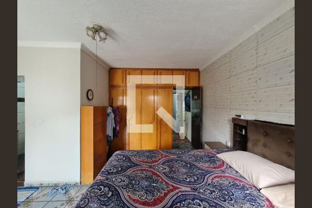 Casa à venda com 320m², 2 quartos e 2 vagasSuíte 2