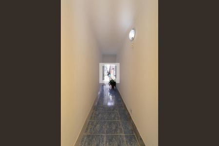Casa para alugar com 130m², 2 quartos e 2 vagas Casa para alugar com 130m², 2 quartos e 2 vagasCorredor