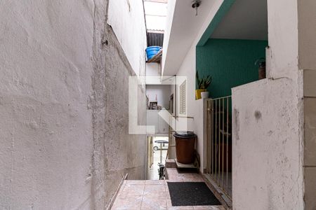 Casa à venda com 144m², 5 quartos e 2 vagasCorredor