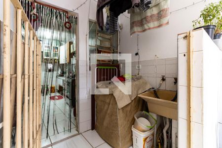 Casa à venda com 144m², 5 quartos e 2 vagasLavanderia da Casa 3