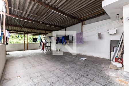 Casa à venda com 144m², 5 quartos e 2 vagasTerraço