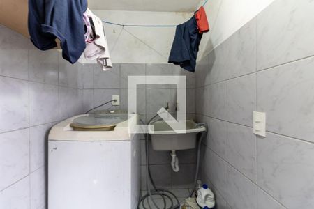 Casa à venda com 144m², 5 quartos e 2 vagasLavanderia da Casa 4