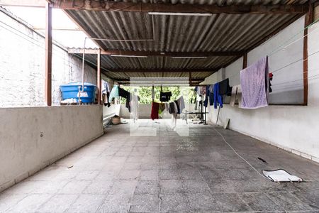 Casa à venda com 144m², 5 quartos e 2 vagasTerraço