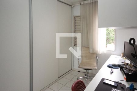 Quarto 02 de apartamento para alugar com 2 quartos, 58m² em Jardim Angela (zona Leste), São Paulo