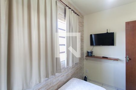 Casa à venda com 314m², 4 quartos e 2 vagas Casa à venda com 314m², 4 quartos e 2 vagasQuarto 2