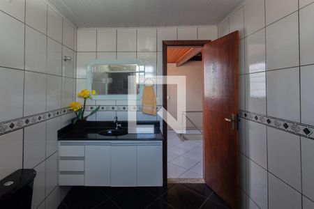 Casa à venda com 314m², 4 quartos e 2 vagas Casa à venda com 314m², 4 quartos e 2 vagasBanheiro Social 2