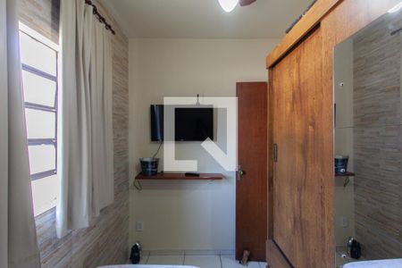 Casa à venda com 314m², 4 quartos e 2 vagas Casa à venda com 314m², 4 quartos e 2 vagasQuarto 2