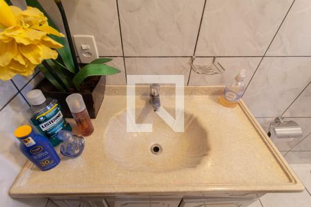 Casa à venda com 314m², 4 quartos e 2 vagas Casa à venda com 314m², 4 quartos e 2 vagasBanheiro Social 1