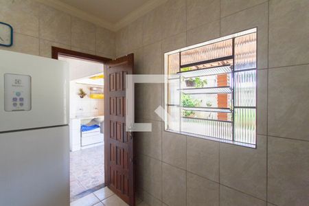 Casa à venda com 314m², 4 quartos e 2 vagas Casa à venda com 314m², 4 quartos e 2 vagasCozinha