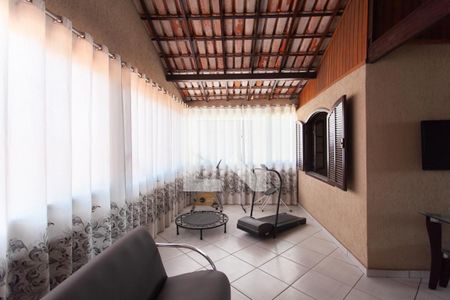 Casa à venda com 314m², 4 quartos e 2 vagas Casa à venda com 314m², 4 quartos e 2 vagasSala 2