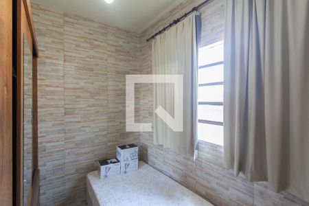 Casa à venda com 314m², 4 quartos e 2 vagasQuarto 2