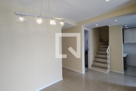 Sala de apartamento para alugar com 2 quartos, 78m² em Taquara, Rio de Janeiro