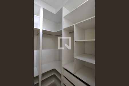 Apartamento para alugar com 78m², 2 quartos e 1 vagaCloset da suíte