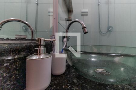 Apartamento para alugar com 62m², 2 quartos e sem vagaBanheiro