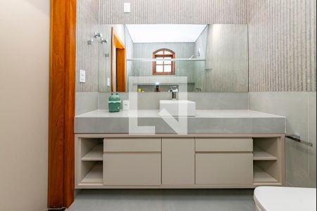 Casa para alugar com 352m², 5 quartos e 2 vagas Casa para alugar com 352m², 5 quartos e 2 vagasBanheiro da Suíte 2