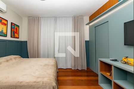 Casa para alugar com 352m², 5 quartos e 2 vagas Casa para alugar com 352m², 5 quartos e 2 vagasSuíte 3