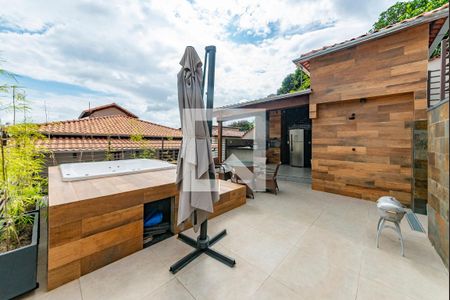 Casa para alugar com 352m², 5 quartos e 2 vagas Casa para alugar com 352m², 5 quartos e 2 vagasÁrea externa