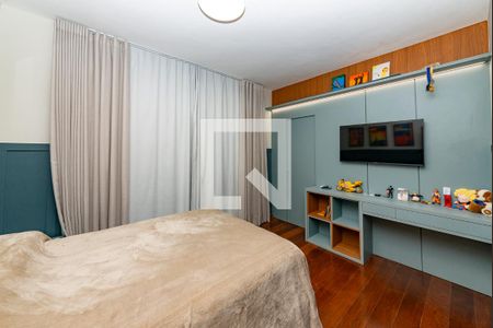 Casa para alugar com 352m², 5 quartos e 2 vagas Casa para alugar com 352m², 5 quartos e 2 vagasSuíte 3