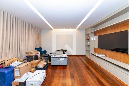 Sala 1 de casa para alugar com 5 quartos, 352m² em Nova Esperança, Belo Horizonte