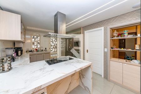 Casa para alugar com 352m², 5 quartos e 2 vagas Casa para alugar com 352m², 5 quartos e 2 vagasCozinha