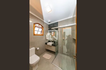 Casa para alugar com 352m², 5 quartos e 2 vagas Casa para alugar com 352m², 5 quartos e 2 vagasBanheiro da Suíte 4