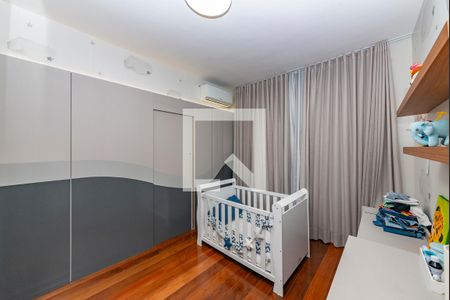 Casa para alugar com 352m², 5 quartos e 2 vagas Casa para alugar com 352m², 5 quartos e 2 vagasSuíte 2