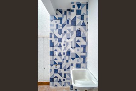 Apartamento à venda com 64m², 2 quartos e sem vagaÁrea externa