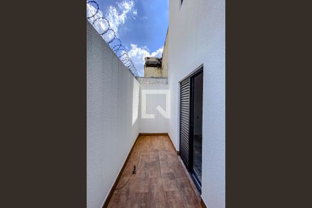 Apartamento à venda com 64m², 2 quartos e sem vagaVaranda do Quarto 2